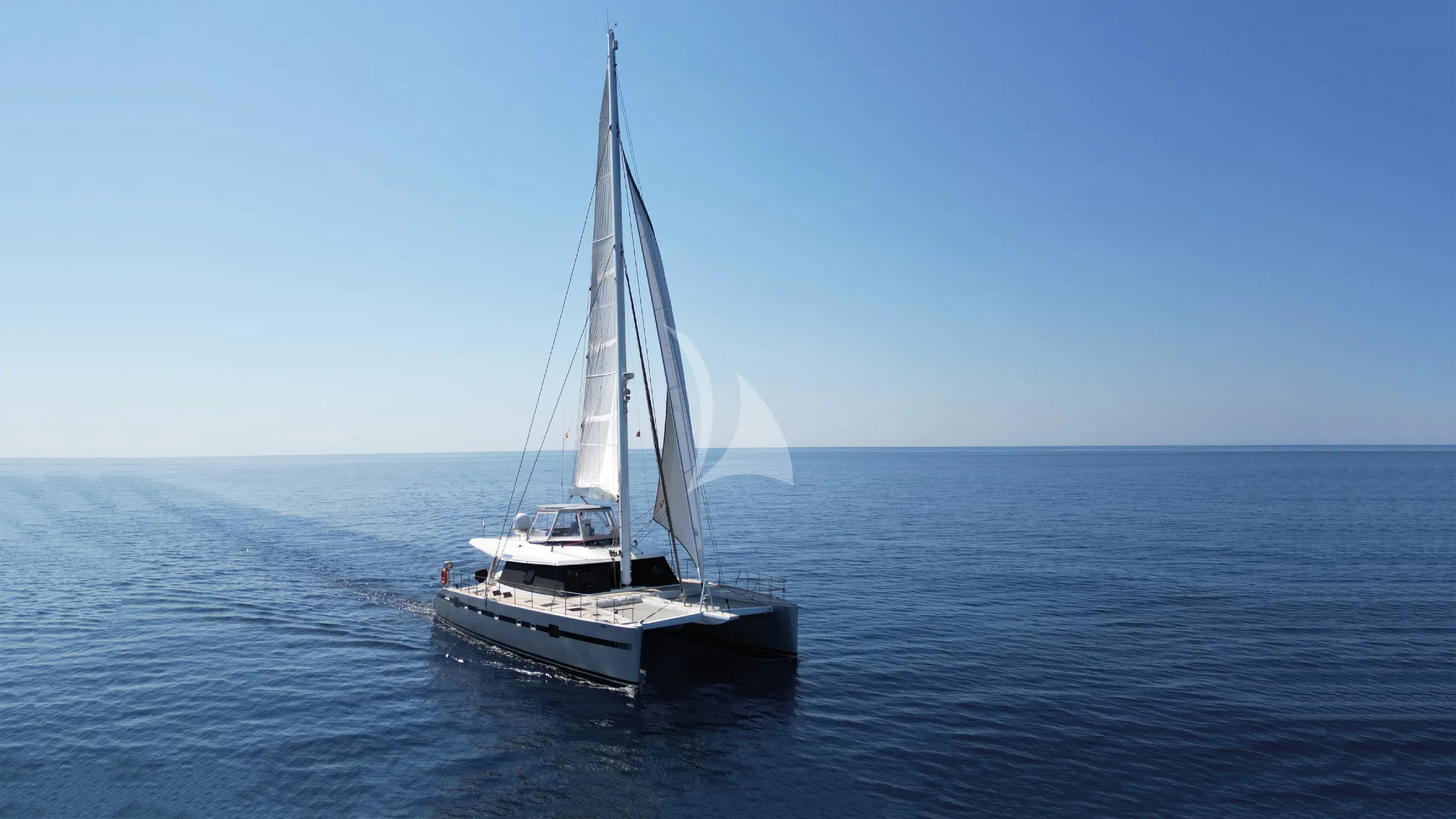 SUNNYACHT Sunreef 62 - profile