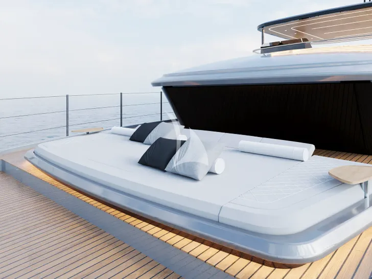 MIIA Sunreef Ultima 88 - foredeck sunbathing area MIIA Sunreef Ultima 88 - foredeck sunbathing area