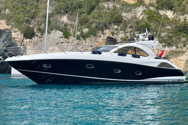Charter Yacht Sunseeker Predator 54 - Saint-Jean-Cap-Ferrat - Antibes - Cannes - Nice - Monaco - The French Riviera Yacht Charter Yacht