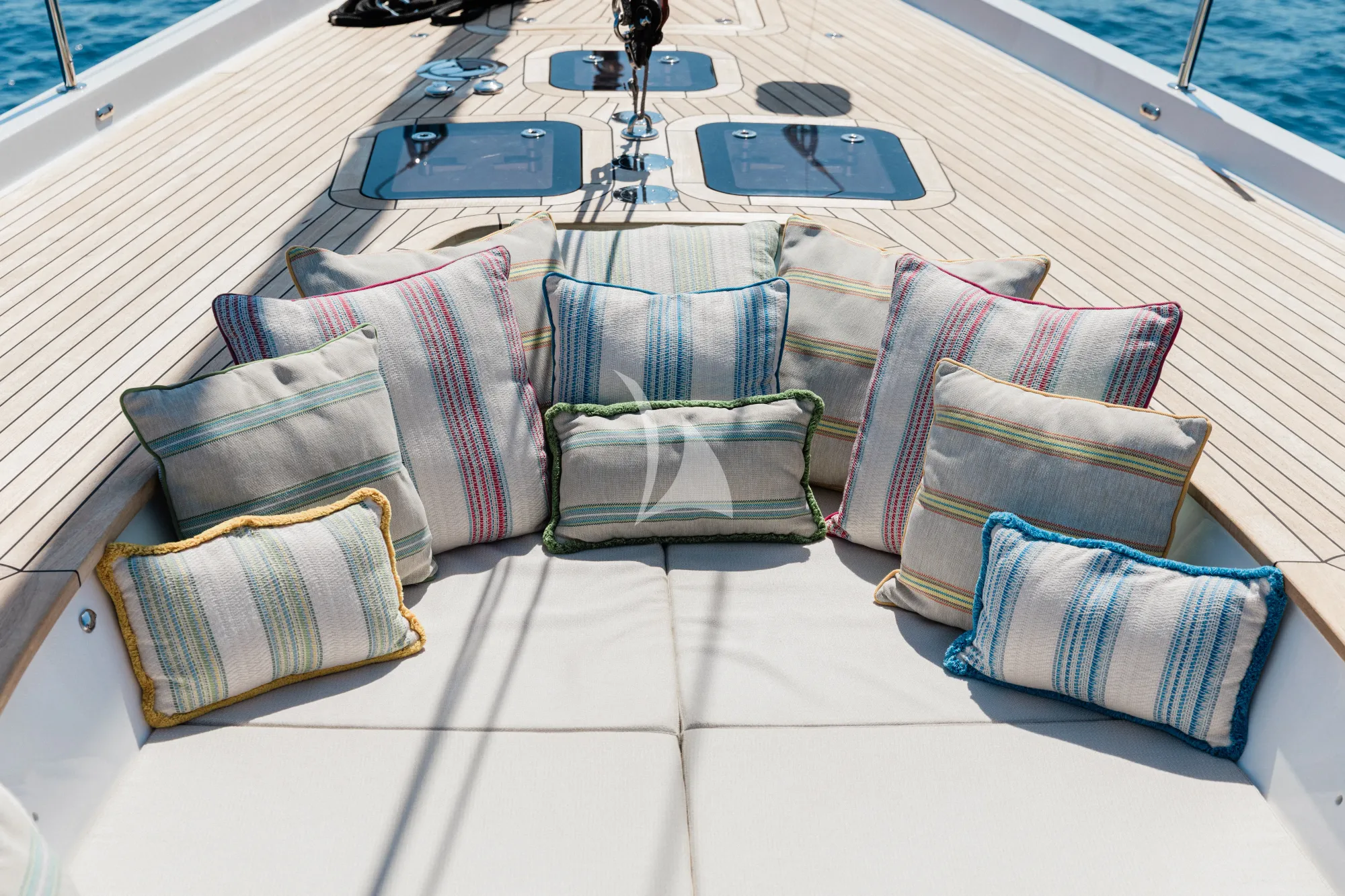 Charter Yacht SUNYO - Oyster 885 - 4 Cabins - Antigua - Barbuda - St Martin - Leewards - Caribbean