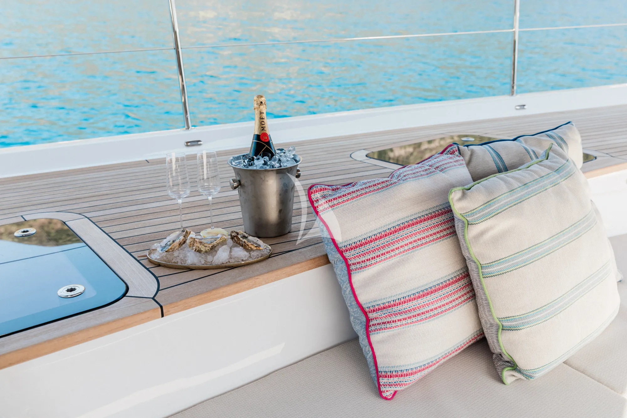 Charter Yacht SUNYO - Oyster 885 - 4 Cabins - Antigua - Barbuda - St Martin - Leewards - Caribbean