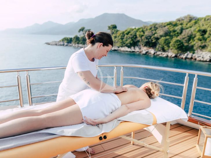 SYMPHONY Custom Yacht 52m - massage session SYMPHONY Custom Yacht 52m - massage session