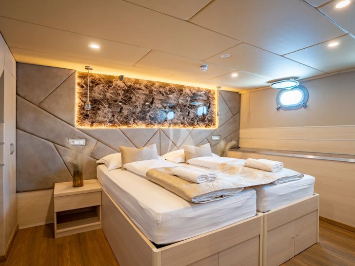 SYMPHONY Custom Yacht 52m - twin cabin 1 SYMPHONY Custom Yacht 52m - twin cabin 1