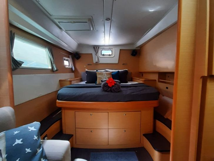 SAND STAR Lagoon 500 - master cabin SAND STAR Lagoon 500 - master cabin