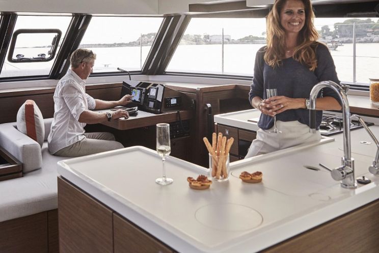 Charter Yacht Nautitech 46 Fly - 6 Cabins(4 Double + 2 Single)- 2019 - Athens - Mykonos - Paros