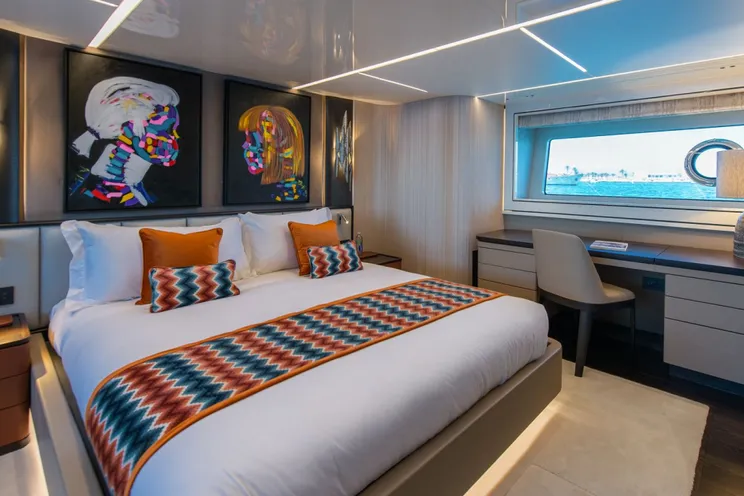 Charter Yacht WYLDECREST - Sunseeker 90 Ocean - 4 Cabins - Cannes - Monaco - St Tropez