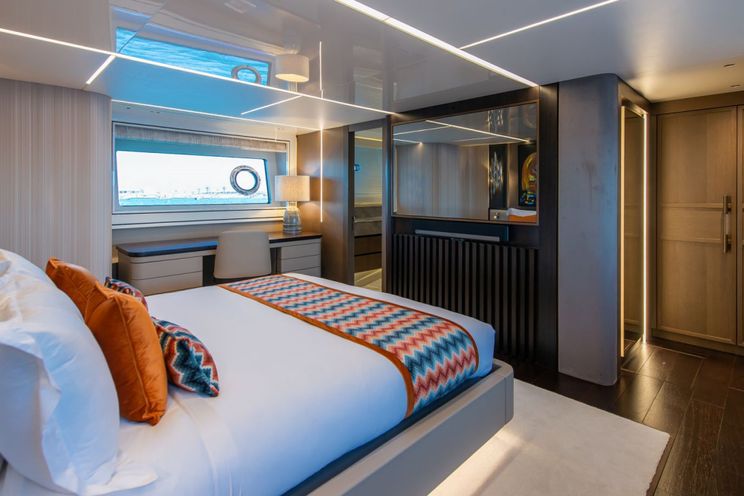 Charter Yacht WYLDECREST - Sunseeker 90 Ocean - 4 Cabins - Cannes - Monaco - St Tropez