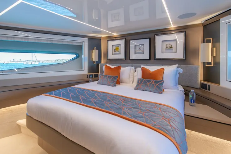 Charter Yacht WYLDECREST - Sunseeker 90 Ocean - 4 Cabins - Cannes - Monaco - St Tropez