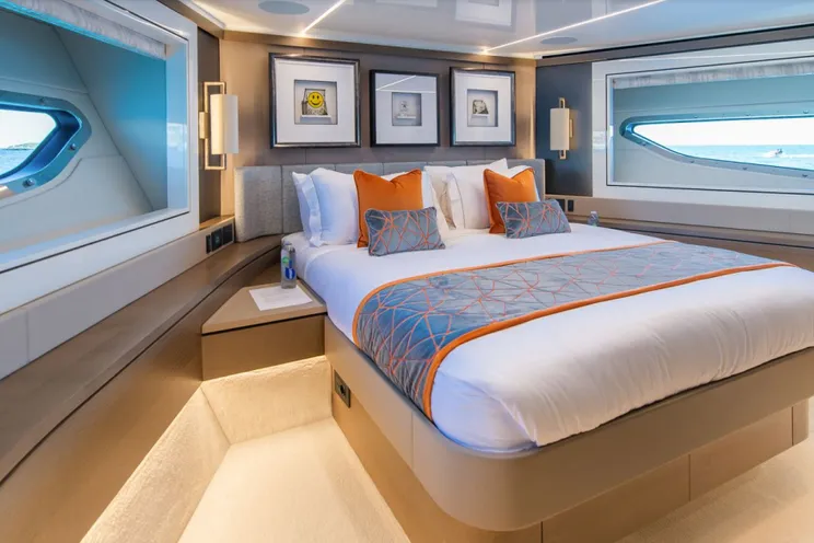 Charter Yacht WYLDECREST - Sunseeker 90 Ocean - 4 Cabins - Cannes - Monaco - St Tropez