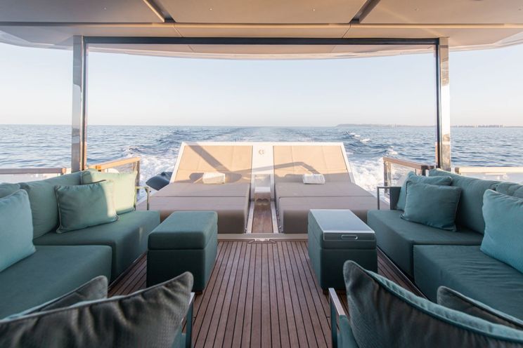 Charter Yacht WYLDECREST - Sunseeker 90 Ocean - 4 Cabins - Cannes - Monaco - St Tropez