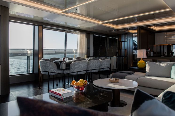 Charter Yacht WYLDECREST - Sunseeker 90 Ocean - 4 Cabins - Cannes - Monaco - St Tropez