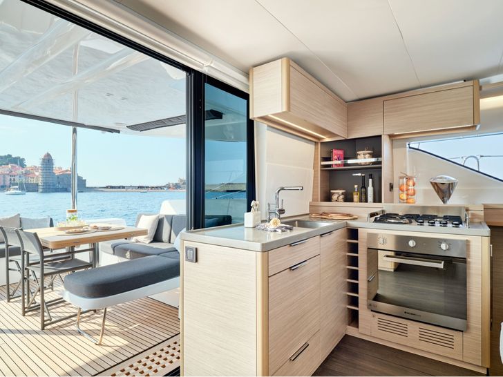 Lagoon 51 Galley Lagoon 51 Galley