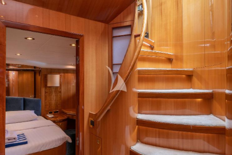 Charter Yacht Happy 3 - Yaretti 72 - 3 Cabins - Split - Hvar - Dubrovnik