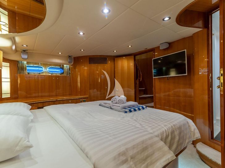 HAPPY 3 - Master cabin HAPPY 3 - Master cabin