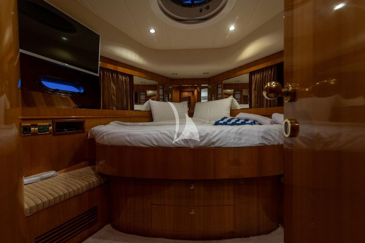 Charter Yacht Happy 3 - Yaretti 72 - 3 Cabins - Split - Hvar - Dubrovnik