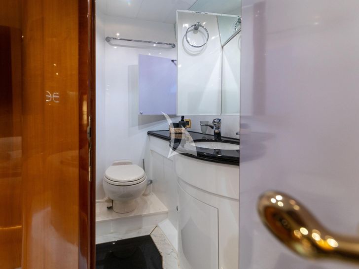 HAPPY 3 - Bathroom HAPPY 3 - Bathroom