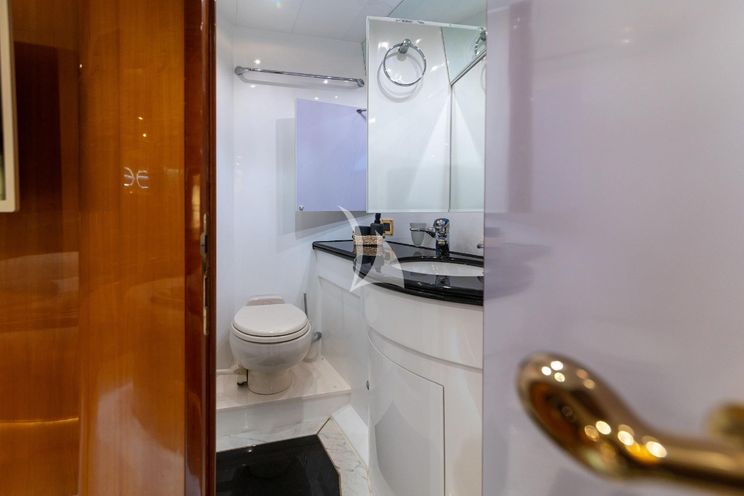 Charter Yacht Happy 3 - Yaretti 72 - 3 Cabins - Split - Hvar - Dubrovnik