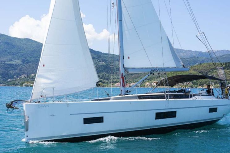 Charter Yacht Bavaria Cruiser 45 - 4 Cabins - Lefkas