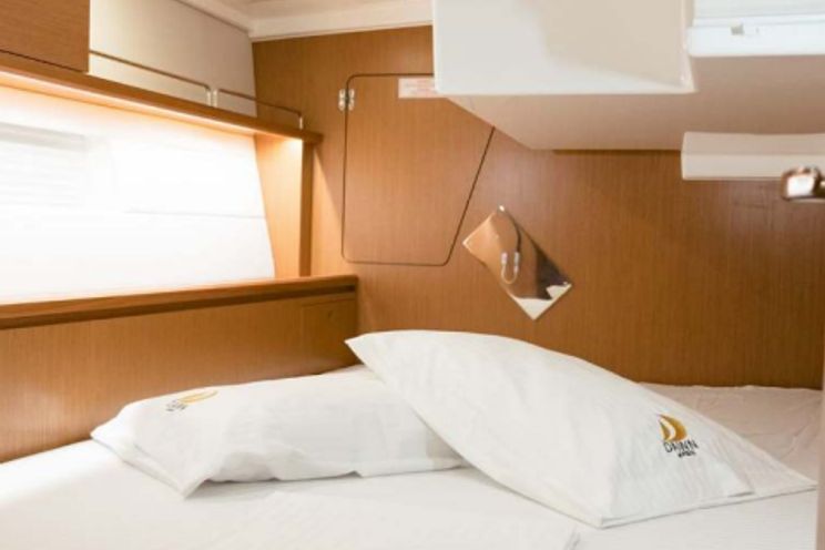 Charter Yacht Bavaria Cruiser 45 - 4 Cabins - Lefkas