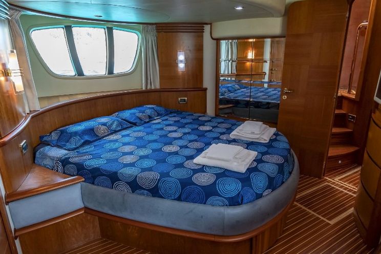 Charter Yacht Azimut 62 Fly - North Sardinia Day Charter Yacht - Poltu Quatu - Porto Cervo - Olbia - Portisco - Sardinia