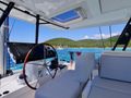 MAURICE Fountaine Pajot 59 - flybridge helm MAURICE Fountaine Pajot 59 - flybridge helm