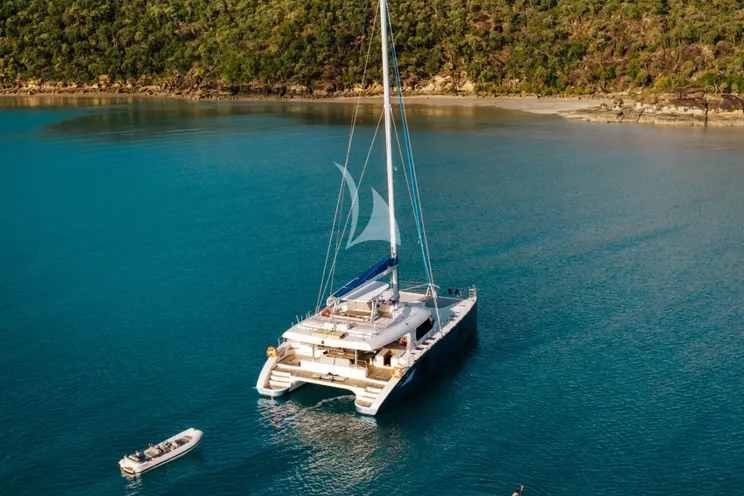 Charter Yacht S/Y FENG - Sunreef 70 - 4 Cabins - Sydney - Whitsunday Islands - Great Barrier Reef - Australia