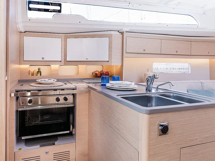 Dufour 37 - Gally close up Dufour 37 - Gally close up