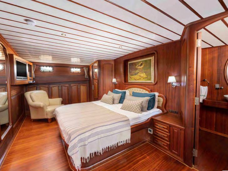 BEDIA SULTAN Gulet 35m - VIP cabin 1 BEDIA SULTAN Gulet 35m - VIP cabin 1