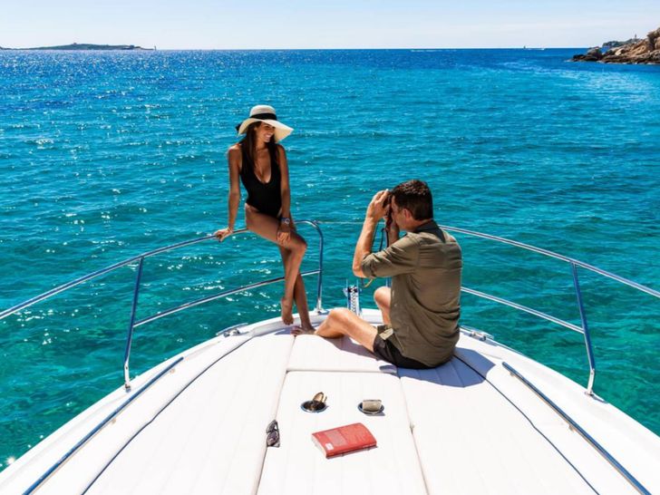 Jeanneau 37 NC - foredeck Jeanneau 37 NC - foredeck