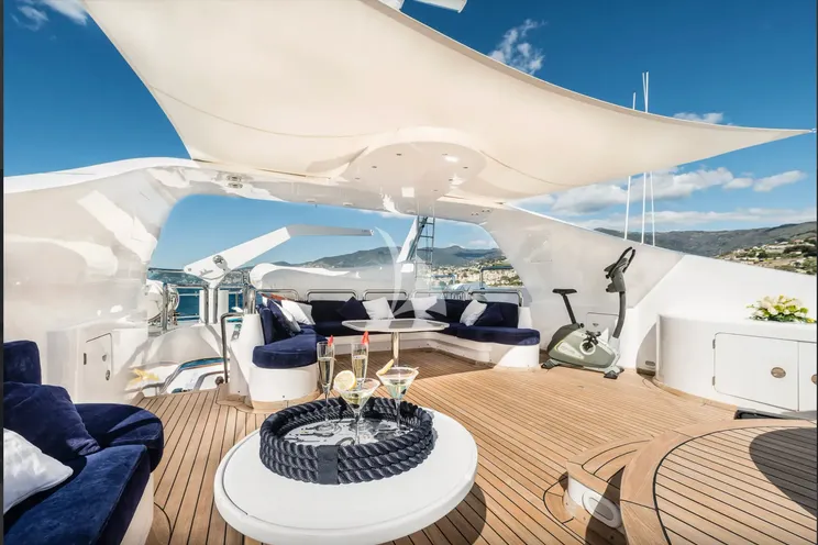 Charter Yacht DESAMIS - Benetti 40m - 5 Cabin - French Riviera - Greece - Croatia - Slovenia - Venice