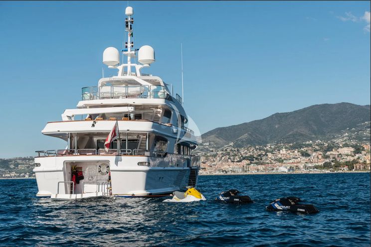 Charter Yacht DESAMIS - Benetti 40m - 5 Cabin - French Riviera - Greece - Croatia - Slovenia - Venice