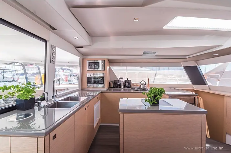 Charter Yacht SABA 50 - Croatia - Split - Vis