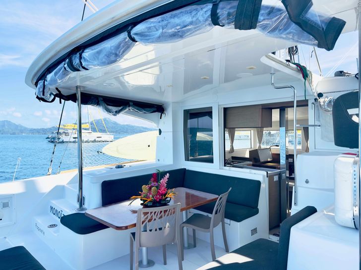 LAGOON 40 - aft deck LAGOON 40 - aft deck