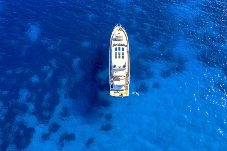 Charter Yacht PRINCESS 81 - Amalfi Coast Day Charter Yacht - 3 Cabins - Naples - Capri - Positano - Italy