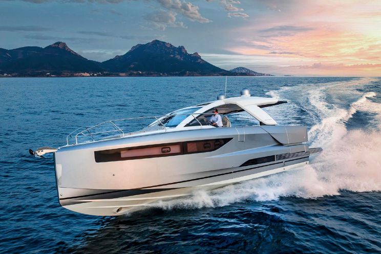 Charter Yacht DB 43 - French Riviera Day Charter - Villeneuve Loubet - Antibes - Cannes - St Tropez - Nice