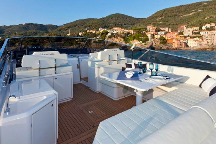 Charter Yacht Itama 55 - French Riviera Day Charter Yacht - Juan les Pins - Antibes - Cannes - St Tropez - Nice
