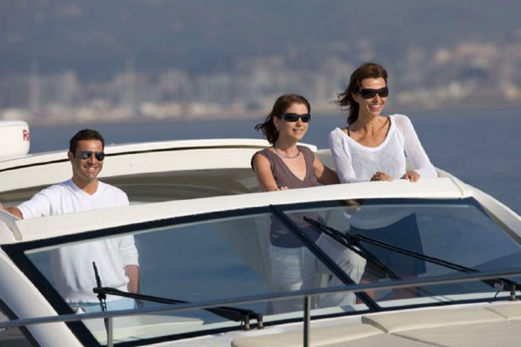 Charter Yacht Prestige 390S - French Riviera Day Charter Yacht - Juan les Pins - Antibes - Cannes - Nice - St Tropez
