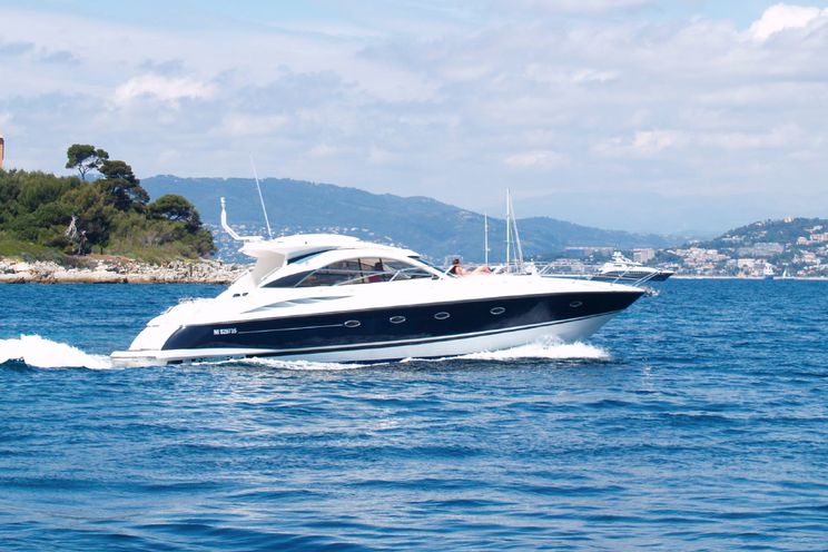 Charter Yacht Sunseeker Camargue 50 - French Riviera Day Charter - Cannes - Antibes - Nice - St Tropez