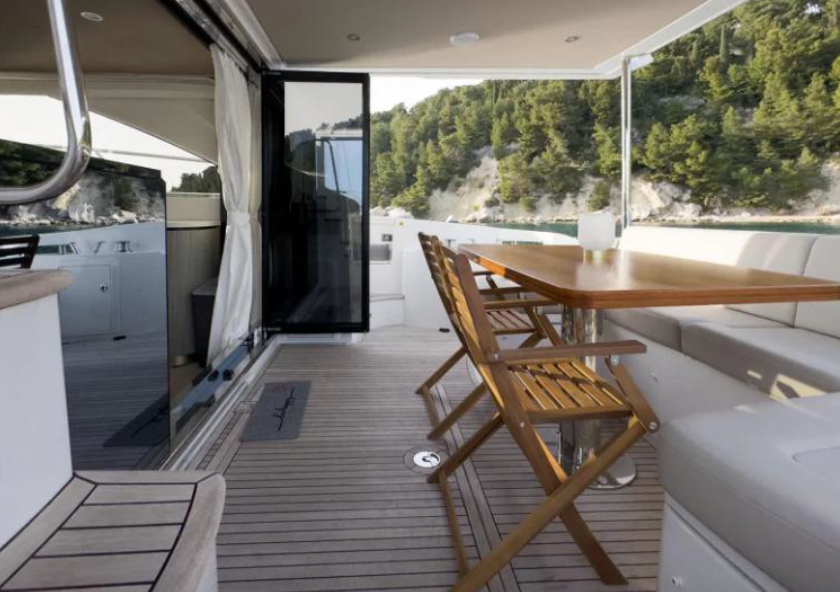 Charter Yacht Azimut 55 Fly - French Riviera Day Charter Yacht - Juan les Pins - Antibes - Cannes - Nice - St Tropez