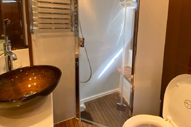 Charter Yacht Princess 64 Fly White - French Riviera Day Charter Yacht - Golfe Juan - Cannes - Antibes - St Tropez - Nice