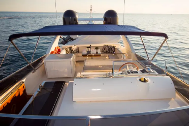 Charter Yacht San Lorenzo 72 - French Riviera Day Charter Yacht - Golfe Juan - Cannes - St Tropez - Nice - Antibes