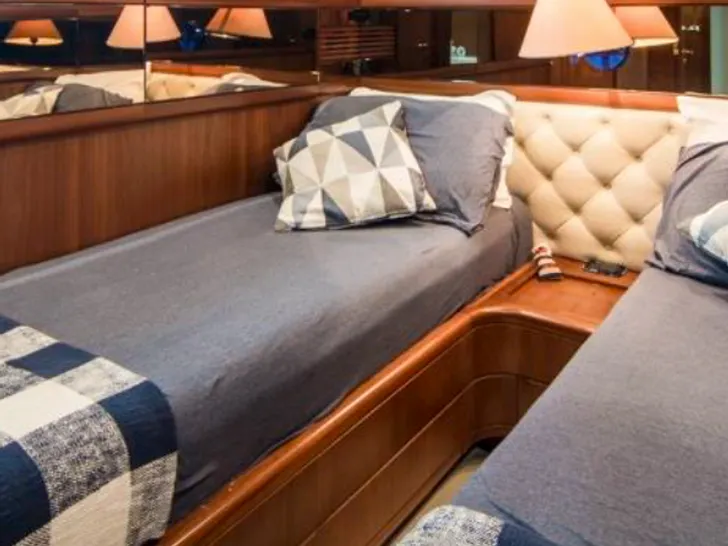 San Lorenzo 72 - twin cabin San Lorenzo 72 - twin cabin