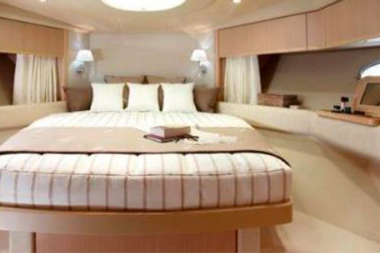 Charter Yacht Princess V56 - French Riviera Day Charter Yacht - Juan les Pins - Antibes - Cannes - St Tropez - Nice