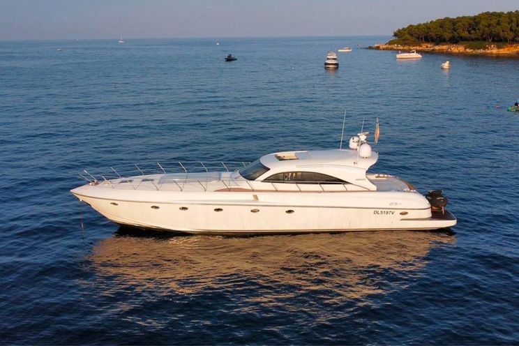 Charter Yacht Rizzardi 73 - French Riviera Day Charter Yacht - Golfe Juan - Cannes - Antibes - St Tropez - Nice
