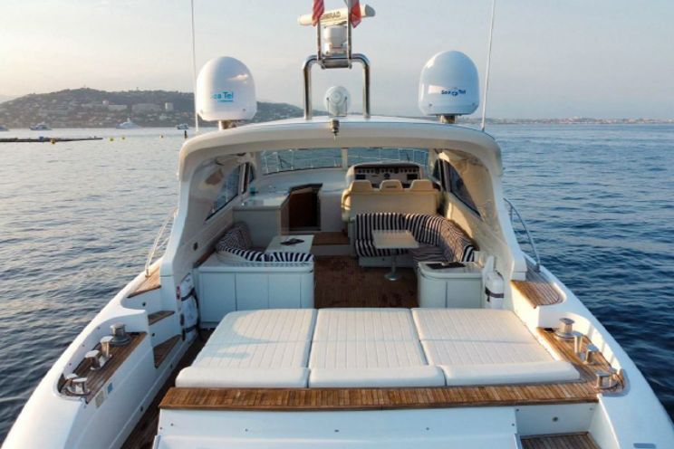 Charter Yacht Rizzardi 73 - French Riviera Day Charter Yacht - Golfe Juan - Cannes - Antibes - St Tropez - Nice