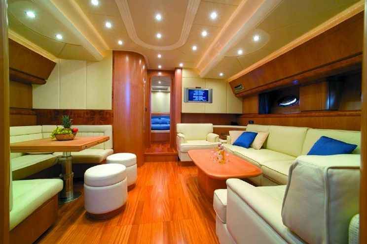 Charter Yacht Rizzardi 73 - French Riviera Day Charter Yacht - Golfe Juan - Cannes - Antibes - St Tropez - Nice