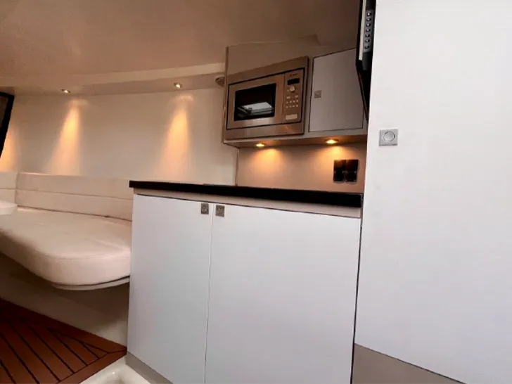 Van Dutch 40 Royal - kitchenette Van Dutch 40 Royal - kitchenette