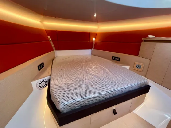 KALYPSO II Tesoro 40 - double cabin KALYPSO II Tesoro 40 - double cabin