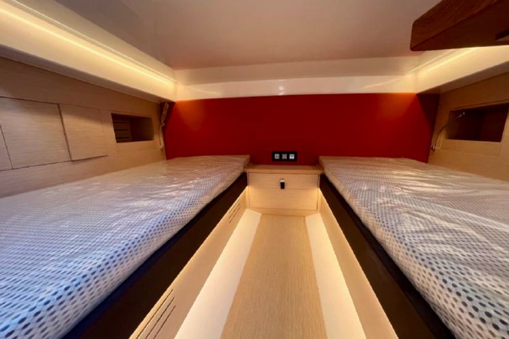 Charter Yacht KALYPSO II - Tesoro 40 - French Riviera Day Charter Yacht