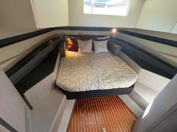 BENMA BB 44 - cabin BENMA BB 44 - cabin